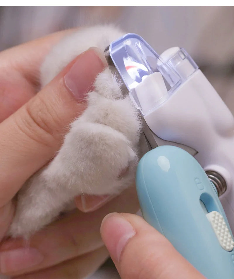 Brighten Up Pet Grooming: LED Nail Clippers for Dogs and Cats