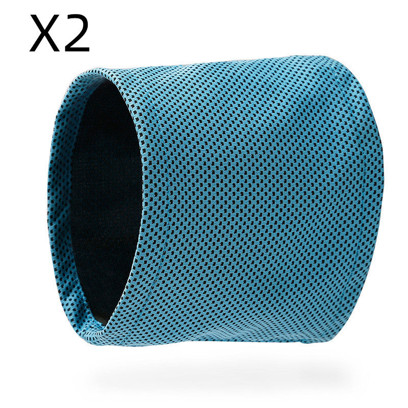 Stay Cool: Trendy Summer Scarf for Your Pet