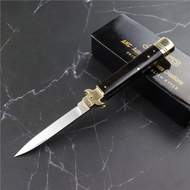 Outdoor-Ready Damascus Knife – Compact and Reliable for Every Trip