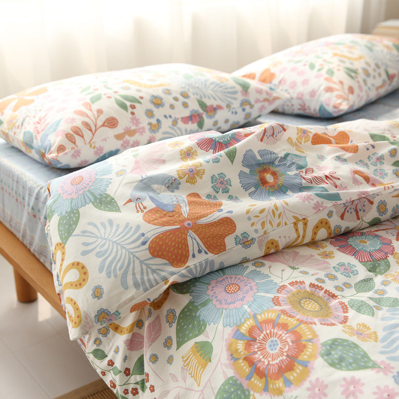 Charming Four-Piece Bedding Set for Ultimate Relaxation