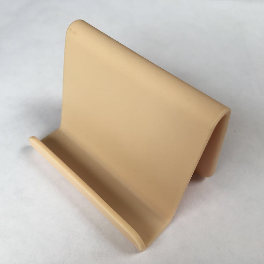 Versatile Business Card and Phone Holder for Easy Viewing