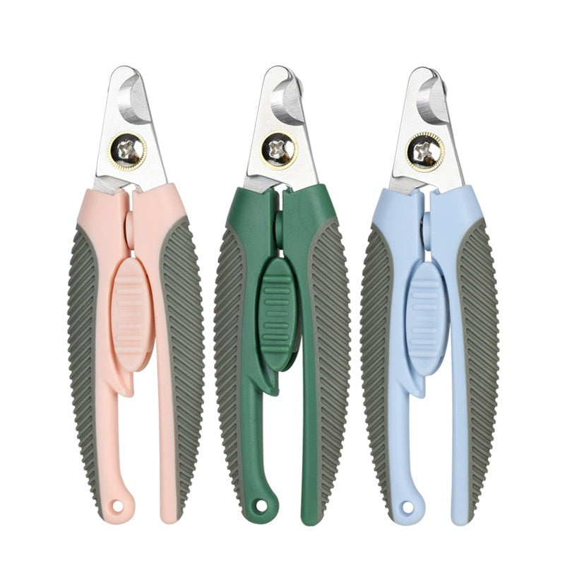 Easy Trims Ahead: Pet Nail Clippers for Dogs and Cats