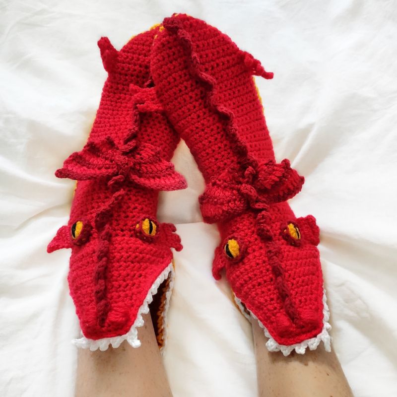 3D Knit Shark Attack Socks – Super Soft & Unique Winter Floor Socks "BEWARE OF THE SHARK BITE!"