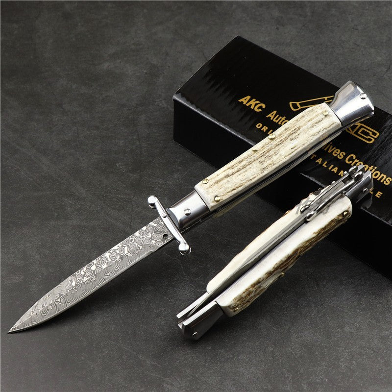 Outdoor-Ready Damascus Knife – Compact and Reliable for Every Trip
