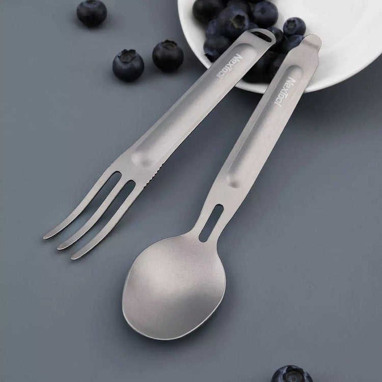 Compact Titanium Spork – Perfect for Outdoor Dining Adventures